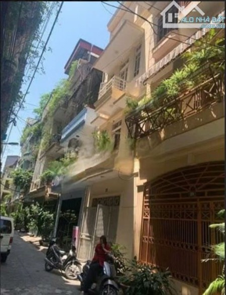 Cho thuê nhà Phố Minh Khai 4 tầng x 53m2, 4 ngủ, 3 WC, MT5m, 15.5 Triệu