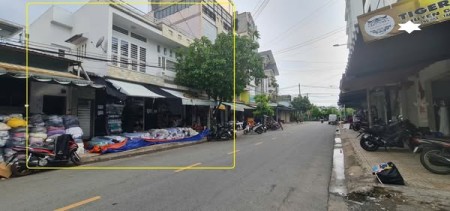 Cho thuê nhà Mặt tiền CHỢ VẢI Phú Thọ Hòa 100m² - NGANG 10m