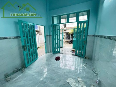 Cho thuê NNC góc 2 MT đường Phạm Thế Hiển P5 Q8. Giá 8tr