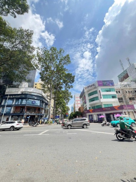 Đi đến slide 1