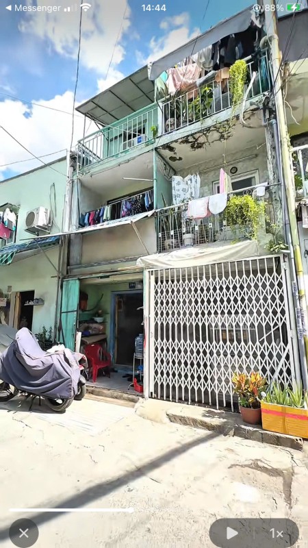 Nhà cho thuê mặt tiền nguyên căn, khu an ninh, gần chợ, trường học. Vừa kinh doanh vừa ở.