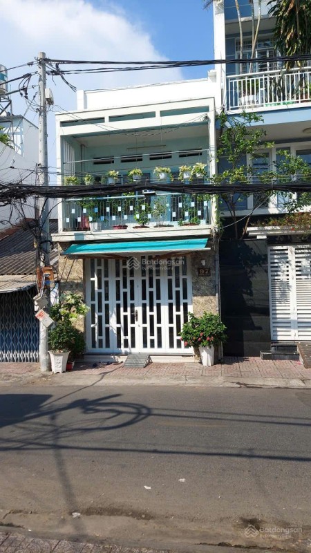Gấp - Chính chủ, cho thuê mặt tiền 97 Phong phú P11 Q8 (giáp Q5), 70m2 x 2 tầng, 17 tr/tháng