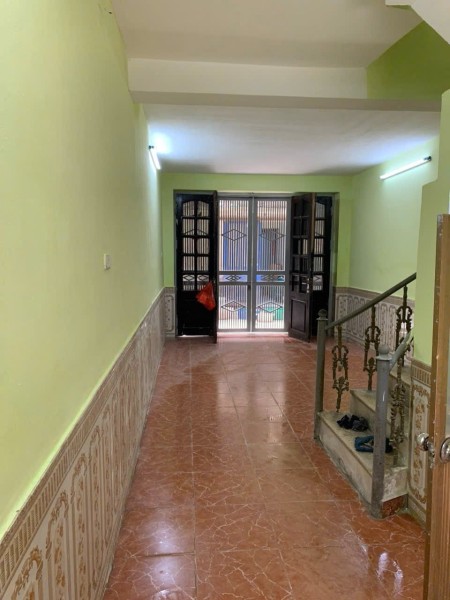 Siêu hiếm, cho thuê nhà nguyên căn tại phố Đại Từ, 35m2 x 3 tầng, 3 ngủ, 8.5 triệu