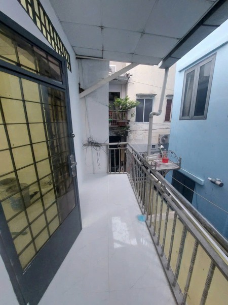Cho thuê nhà nguyên căn hẻm Nguyễn Thị Thập, Tân Phong, 1 trệt 1 lầu, 3PN – 2WC