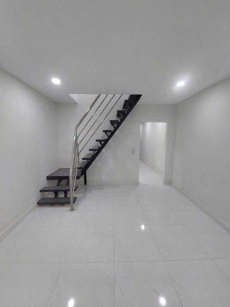 Cho thuê nhà Nguyễn Thị Thập, Tân Phong, Q7, 4 x 14m – 1 trệt 1 lầu, 4PN – 2WC