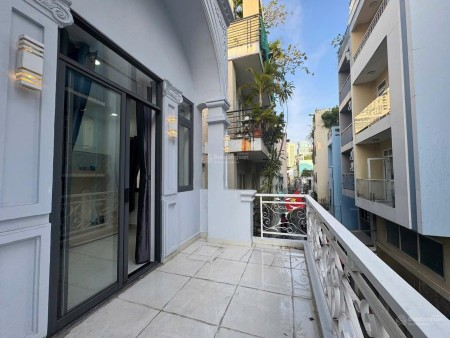 Nhà cho thuê trung tâm quận 3, 3 lầu + sân thượng, thuận tiện kinh doanh