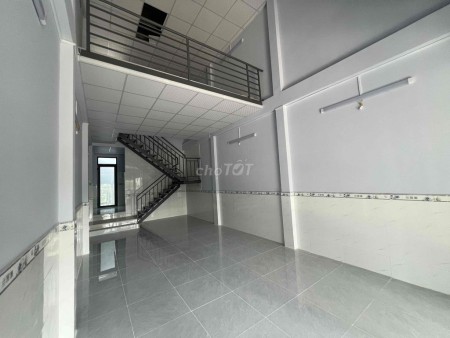 Chính chủ cho thuê nhà nguyên căn – có ban công – Phạm Thế Hiển, Q8