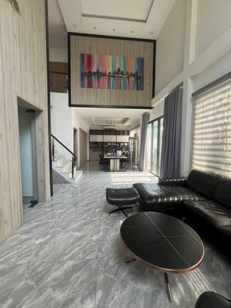 Cho thuê biệt thự ngang 10m, full nội thất, khu dân cư Bình Trưng Nguyễn Duy Trinh