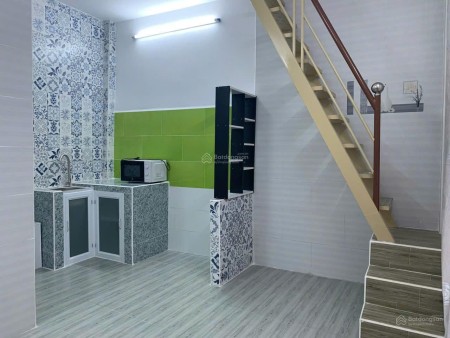 Cho thuê nhà hẻm Hồ Hảo Hớn – Quận 1 - 2 lầu, 2 nhà vệ sinh