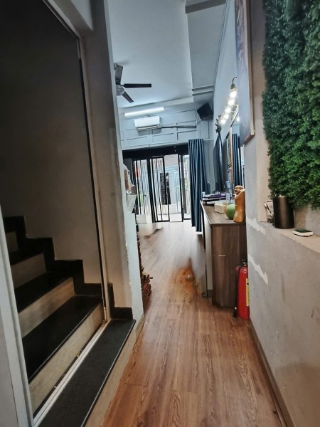 Cho thuê nhà 2 mặt tiền đường số, rộng 7m, Lê Văn Quới