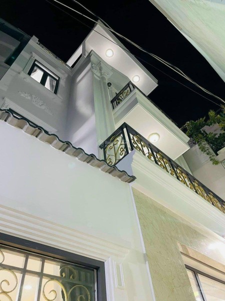 Cần cho thuê villa HXH 80/4A Hoàng Hoa Thám P. 7 Q. Bình Thạnh thông ra Lê Quang Định