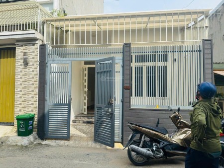 Nhà riêng cho thuê tại Đường An Phú Đông 25, Phường An Phú Đông, Quận 12