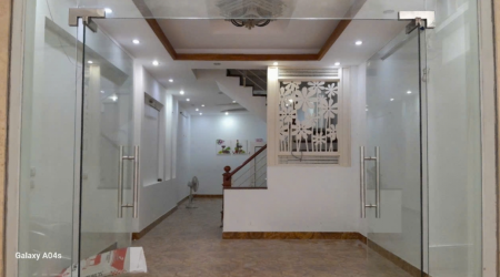 Cho thuê nhà nguyên căn ngõ 102 Định Công Thượng, 55m2 x 4 tầng, 4 ngủ, 3 wc, 14 triệu