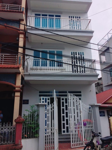 Cho thuê nhà 3 tầng Thạch Bàn - Long Biên – Hà Nội giá 7 triệu