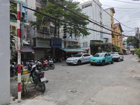 Chính chủ cho thuê nhà hẻm đường CMT8, Phường 11, Q3, TPHCM với diện tích 150 m².