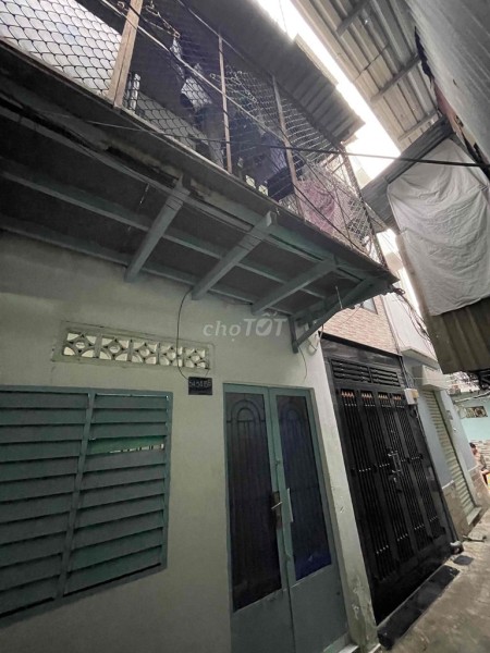 Cho thuê nhà nguyên căn hẻm 54 Trần Quang Khải, Phường Tân Định Quận 1