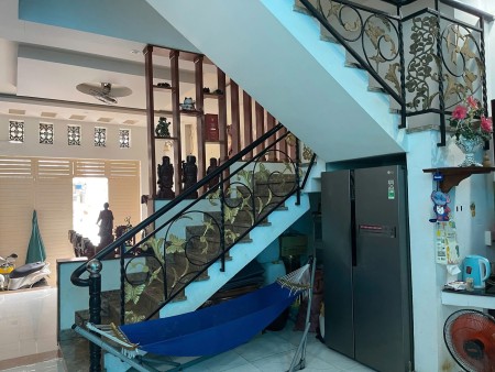 Cho thuê nhà nguyên căn Full nội thất 4x18 1 lầu 10tr/tháng