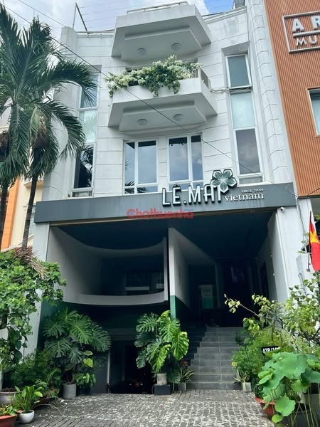 Cho thuê biệt thự đường Hồ Văn Huê, quận Phú Nhuận.