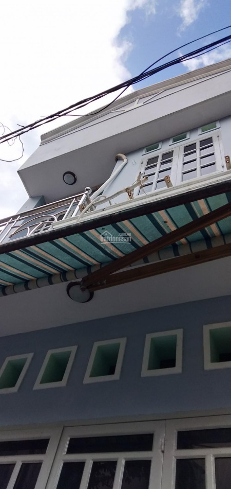 Cho thê căn nhà 1 trệt, 1 lầu, 2 phòng ngủ, 2 WC, diện tích 50m² Bình Trưng Tây, Quận 2