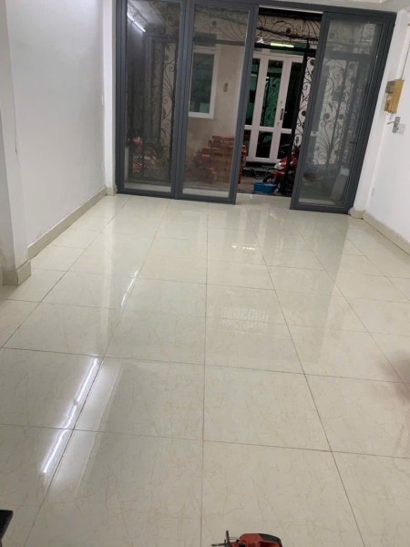 Cho thuê nhà trung tâm Trần Quang Diệu, Quận 3, 16 triệu