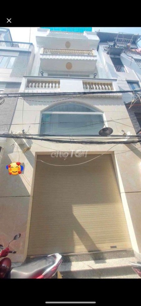 Nhà hẻm số 330/38 Nguyễn Tất Thành,1 trệt 4 lầu, 4 phòng ngủ, 3 WC