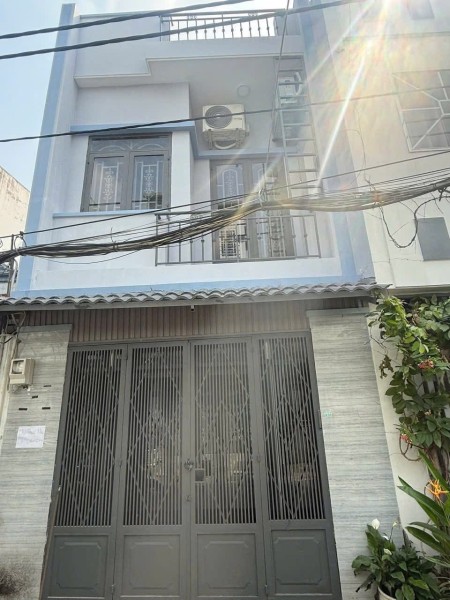 Cho thuê nhà hẻm xe hơi 1 trêt, 1 lầu hẻm 87 đường số 1