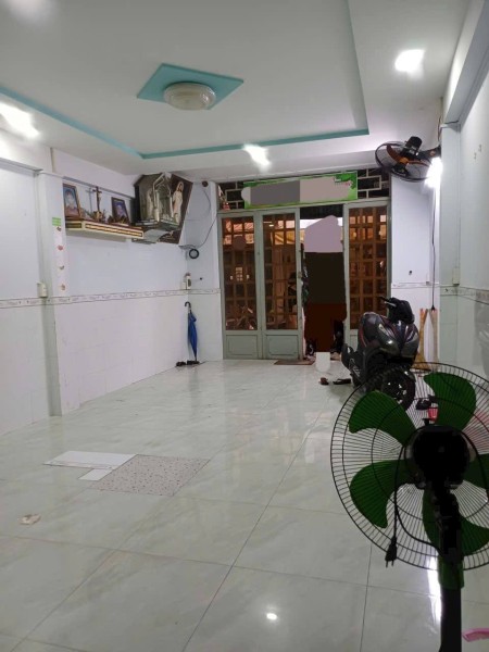 Nhà cho thuê nguyên căn, khu vực kinh doanh đa ngành nghề, 1 lầu 2 phòng 2wc