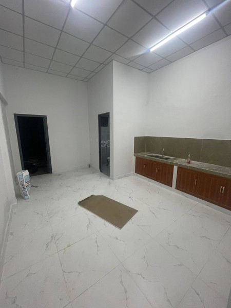 Cho thuê nhà hẻm xe tải đường số 18, phường Linh Trung, Thủ Đức.