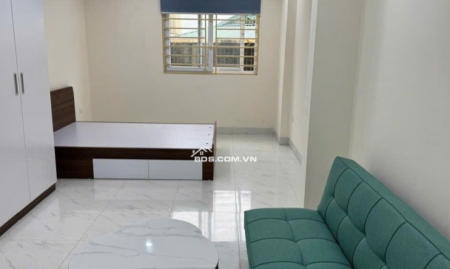 Cho thuê tầng 3,4,5 toà nhà 7 tầng, full đồ, có thang máy tại ngõ 126 Hào Nam