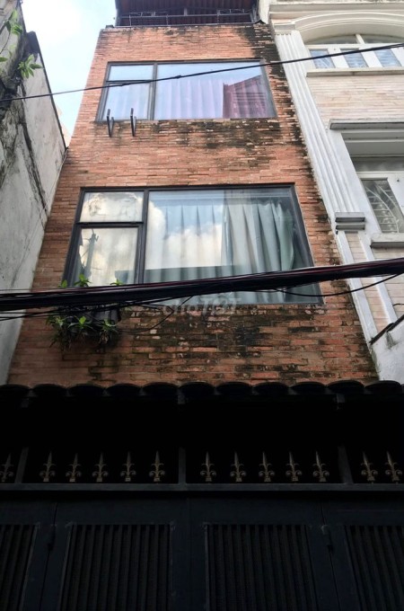 Cho thuê nhà Bến Văn Đồn, phường 6, quận 4, nhà hẽm rộng 3m