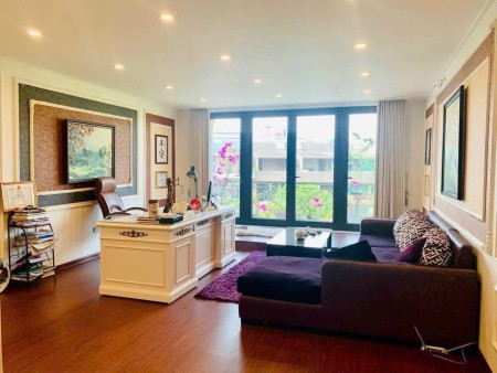 Cho thuê nhà mặt phố Yên Xá, 100m² x 5 tầng, có thang máy 35 triệu KD SPa, VP, TT dạy học