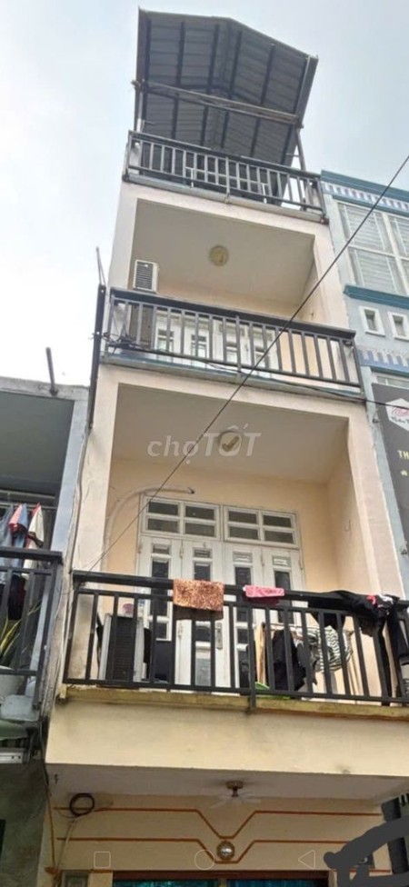 Cho thuê nhà mặt tiền 3 lầu khu đường số Vĩnh Hội, P4, Quận 4