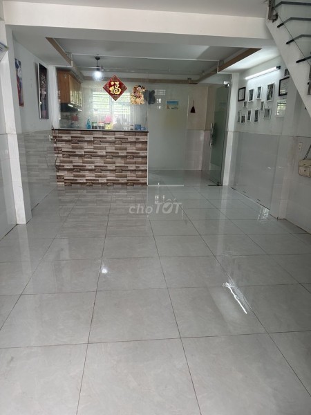 Cho thuê nhà nguyên căn hẻm đường Gò Lu Quận 9