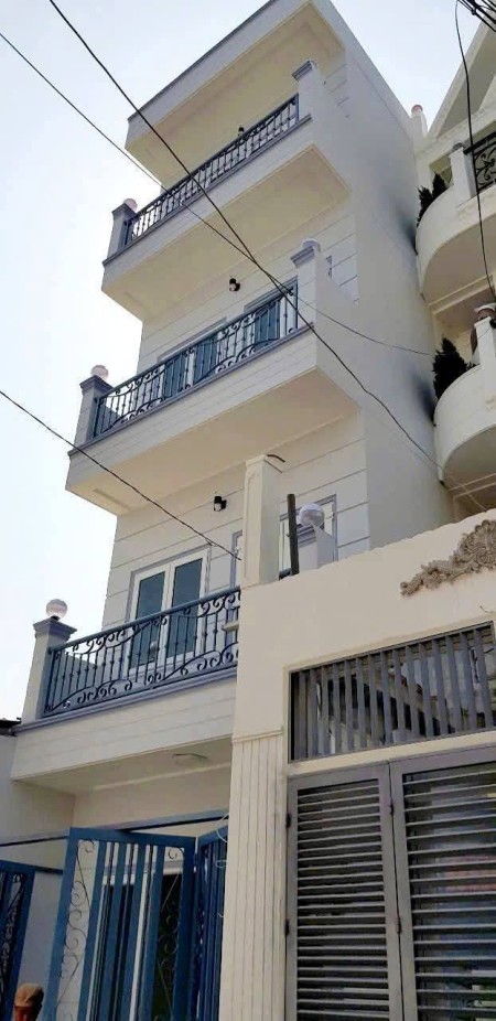 Nhà Mới Xây 4x15m Mới TOANH 3 Lầu 12tr/tháng