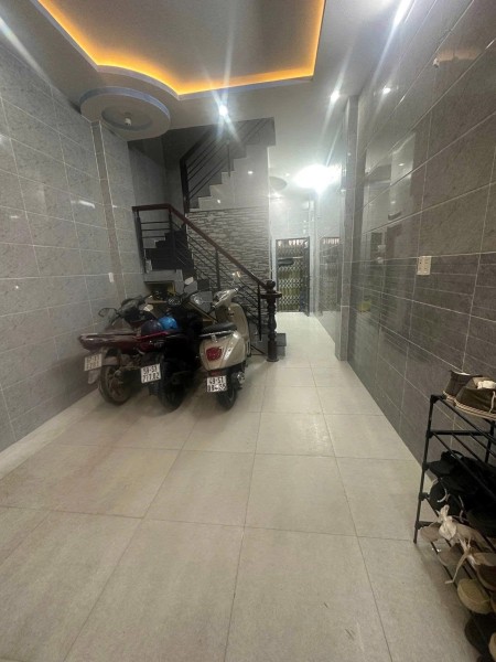 Cho thuê nhà nguyên căn đường số 5 (Lê Đức Thọ), 1 trệt 2 lầu 4pn 3wc