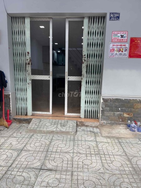 Nhà mặt tiền đường nội bộ rộng 10m, ngay cầu Bình Lợi tiếp giáp quận Bình Thạnh