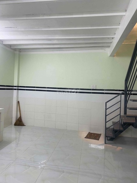 Cho thuê nhà hẻm xe hơi P. Hiệp Bình Phước,Thủ Đức - gần Cầu Ông Dầu, Đh Luật