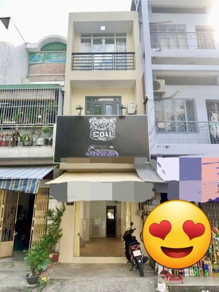 Cho thuê nhà 1 trệt, 2 lầu, mặt tiền Nguyễn Tiểu La, Quận 10.