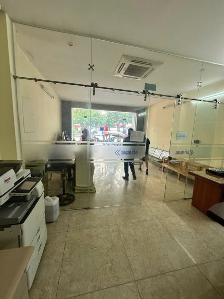 Cho thuê nhà Mặt Phố Vũ Phạm Hàm, 150m2 x 4 tầng, mặt tiền 6m Phòng Khám, Spa, VP...