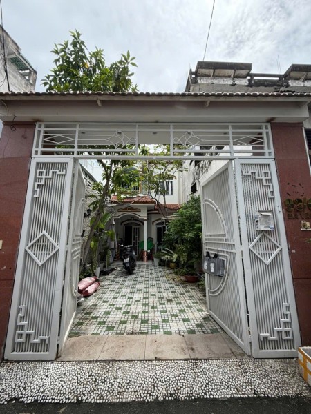 Cho thuê nhà Trệt + Lầu, 3 phòng ngủ, hẻm xe tải Ba Vân – P.14, Tân Bình
