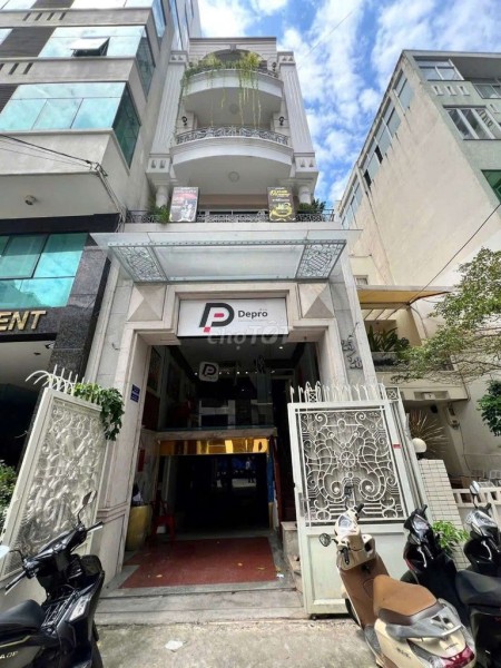 Nhà hẻm xe hơi Nguyễn Bỉnh Khiêm Q1, 1 hầm, 1 lửng, 3 lầu có thang máy