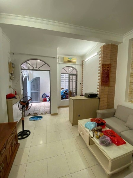 Nhà 1 trệt + 1 lầu, nở hậu 4,5m, sẵn nội thất tại Phan Văn Trị, BT