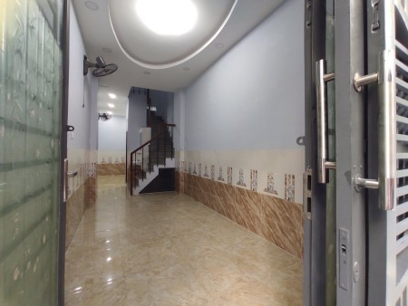 Hẻm xe hơi tới cửa, 1 trệt, 2 lầu, 3PN – Nguyễn Đình Chiểu, P.4, Quận 3