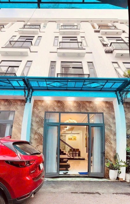 Nhà kiệt ô tô đường Điện Biên Phủ, 2 tầng, 4 phòng ngủ – 5 WC, full nội thất hiện đại