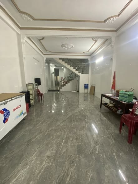 Cho thuê nhà 3 tầng mặt tiền Kỳ Đồng – Thanh Khê