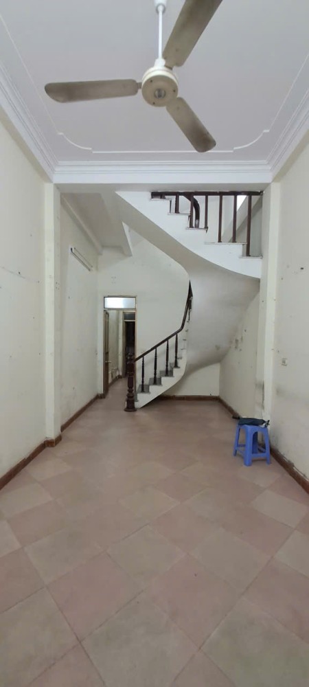Cho thuê nhà ngõ 1295 Giải Phóng 45m2 x 3 tầng, 3 ngủ, 3 wc, 11 Triệu