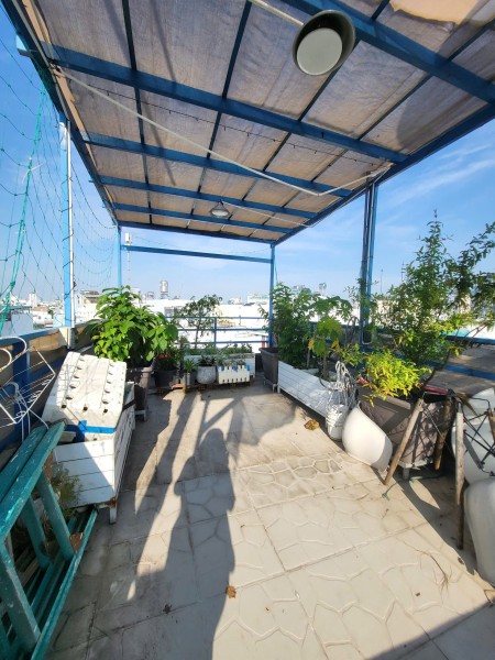 Nhà nguyên căn 3x10 1 trệt 3 lầu 2 sân thượng 3pn 4wc giá 15tr