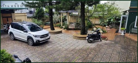 Cho thuê villa sân vườn 10 phòng đường Hùng Vương, P9, Đà Lạt