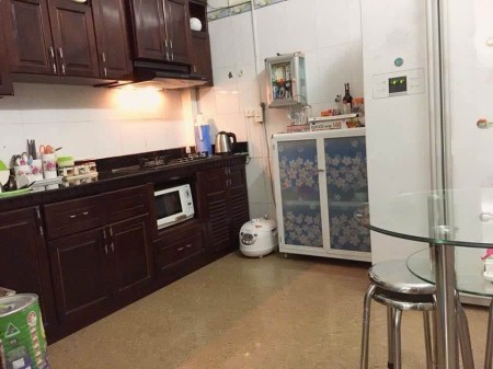 Cho thuê nhà nguyên căn ngõ 67 Trần Xuân Soạn, 36 m², 4 tầng, 4 phòng ngủ. 13,5 triệu