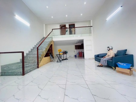 Cho thuê nhà mặt tiền đường Thông – Thạnh Lộc 41, Quận 12 (khu dân cư đông đúc, gần trường học)